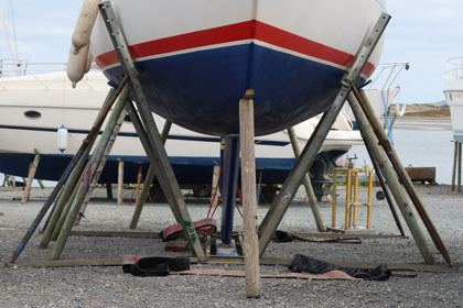 Mast Removal and re-stepping at Malahide Marina