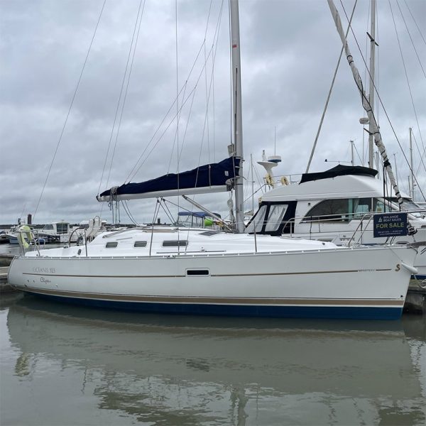 Luxury boats for sale in Dublin – Malahide Marina